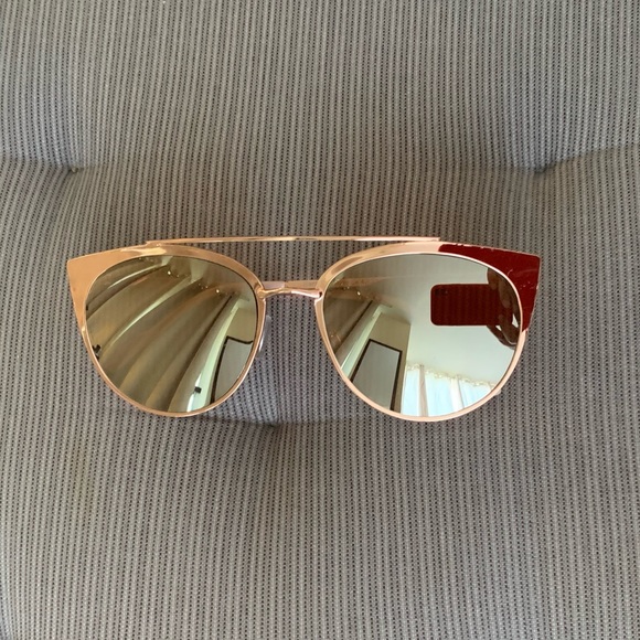 Rose Gold Polarized Sunglasses - Picture 1 of 4